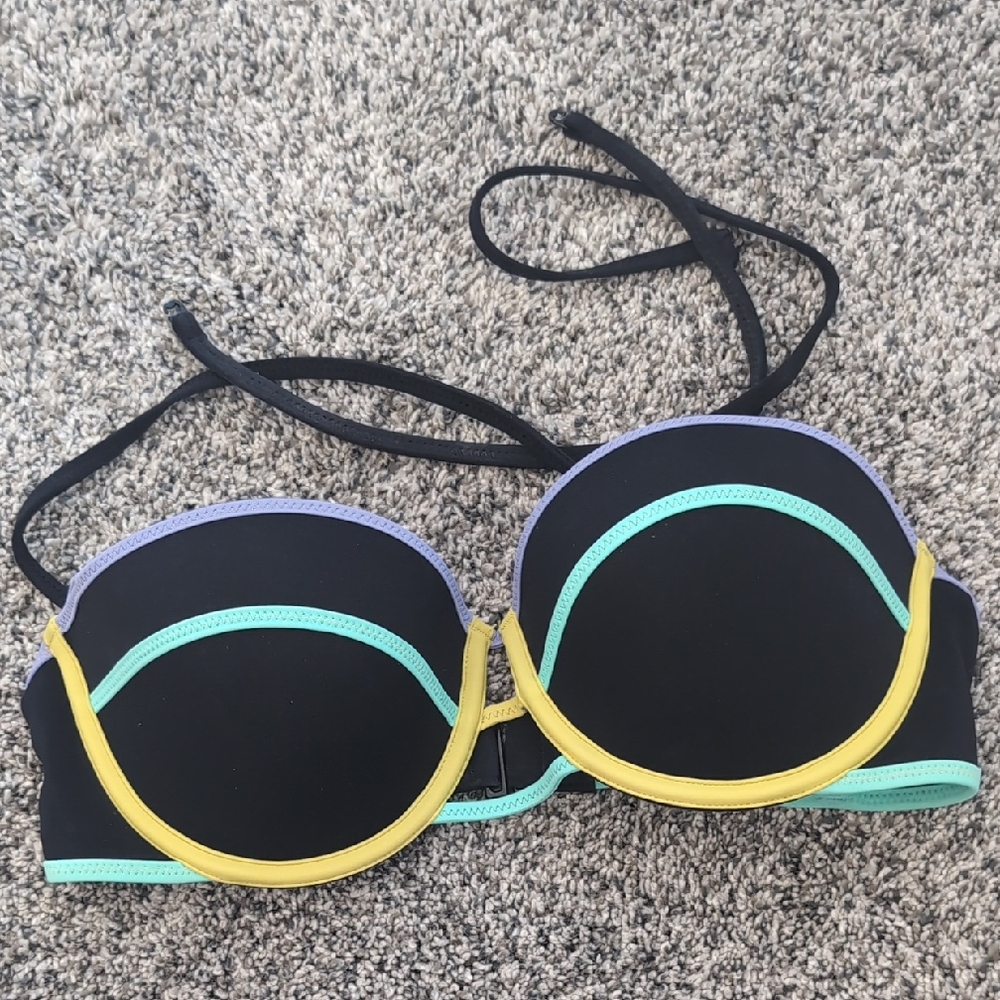 Victoria's Secret Bathing Suit Top
